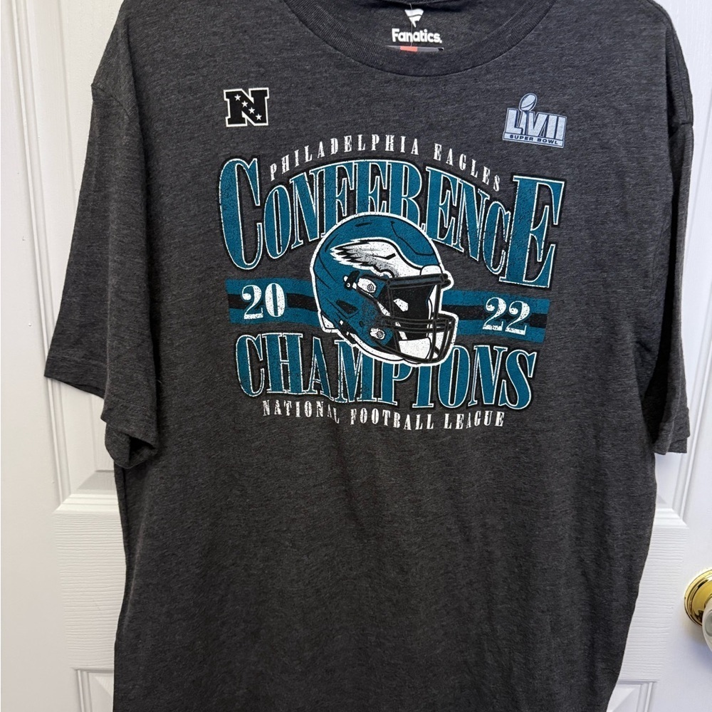 NWT Fanatics Philadelphia Eagles Conference Champions T-Shirt in Gray, Size L